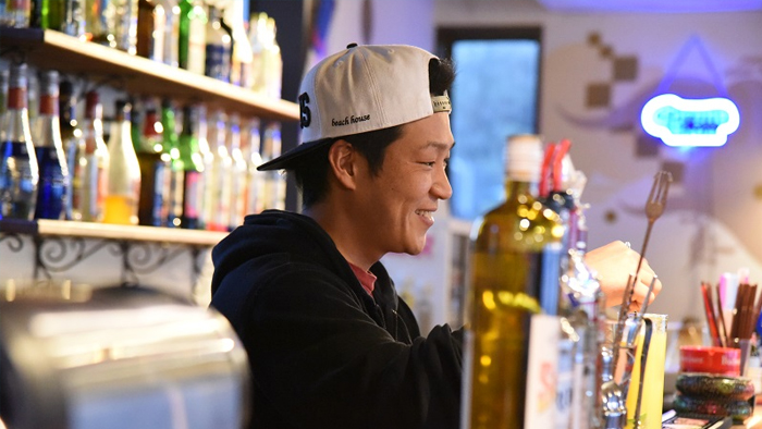 【起業家インタビュー】今井俊吾さん　飲食店『FAMILIAR（ファミリア）』店長