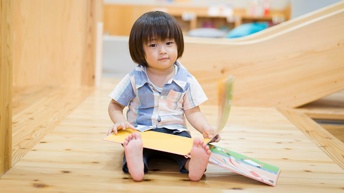 もっと、たくさんの子どもに高浜町の絵本を届けたい。 想いをカタチにするために、クラウドファンディングはじめました。